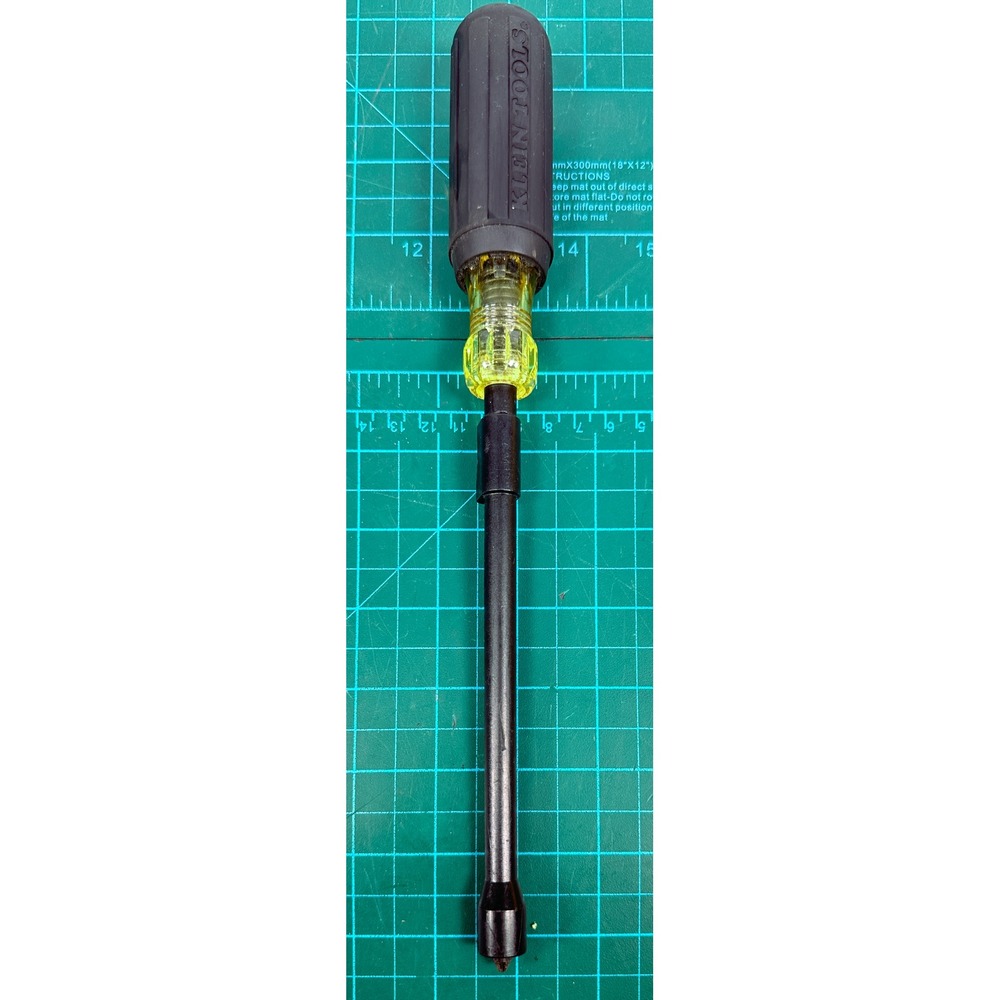Klein Tools 32216 Phillips Screw Holding Screwdriver Cushion Grip 7 Inch Shank